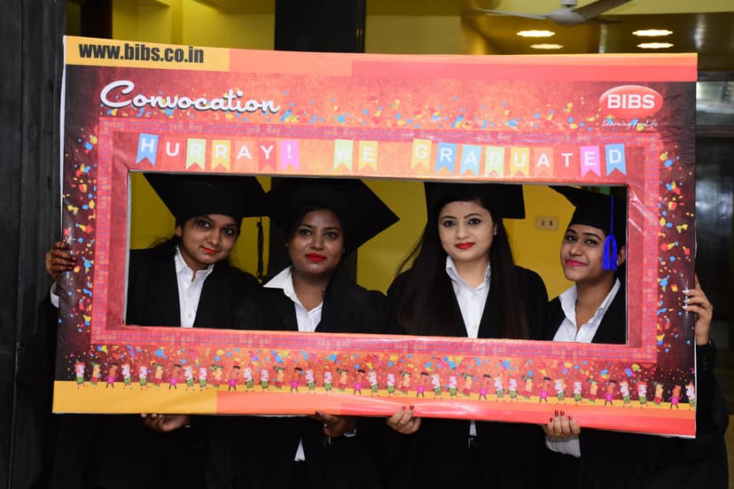 convocation 2017-19 image 9
